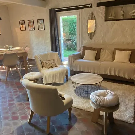 Holiday home A 2mn De La *